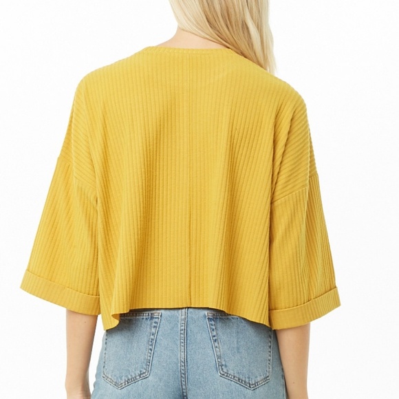 NEW Mustard A wide ribbed knit top - Picture 3 of 4